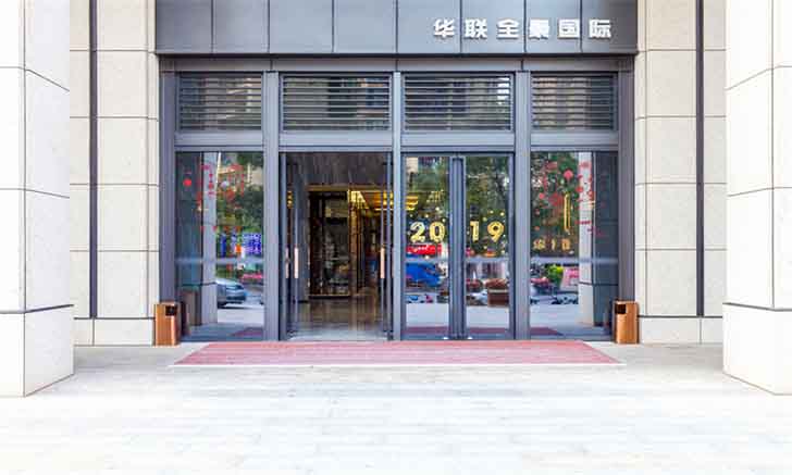 租赁资源：宝安（新安）华联城市全景写字楼办公室出租-第3张图片-叠叠租写字楼网